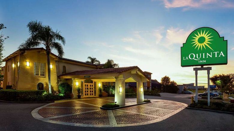 <b>La Quinta Inn Tampa Bay Airport Exterior</b>. Images powered by <a href="https://iceportal.shijigroup.com/" title="IcePortal" target="_blank">IcePortal</a>.