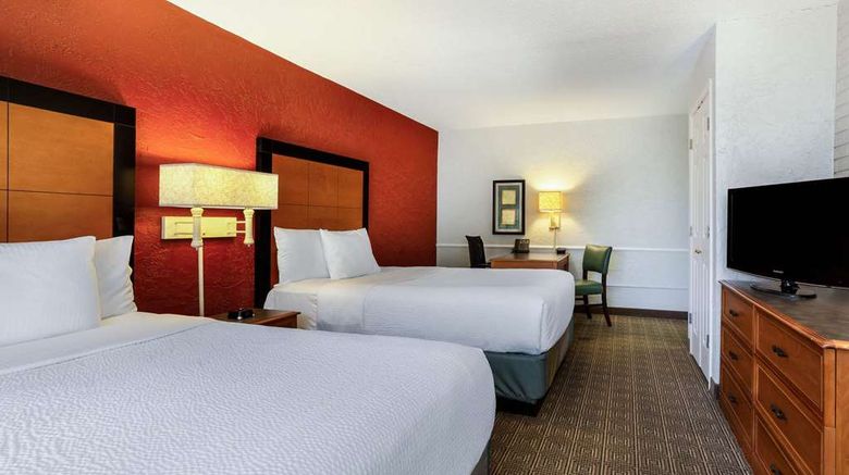<b>La Quinta Inn Tampa Bay Airport Room</b>. Images powered by <a href="https://iceportal.shijigroup.com/" title="IcePortal" target="_blank">IcePortal</a>.