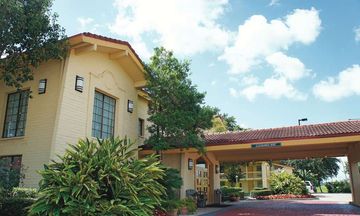 Baymont by Wyndham Houston La Porte