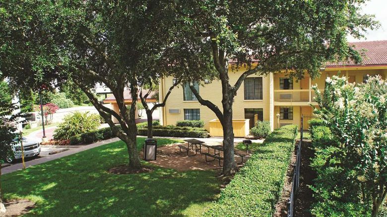 <b>Baymont by Wyndham Houston La Porte Other</b>. Images powered by <a href="https://iceportal.shijigroup.com/" title="IcePortal" target="_blank">IcePortal</a>.