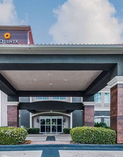La Quinta Inn & Suites Tomball