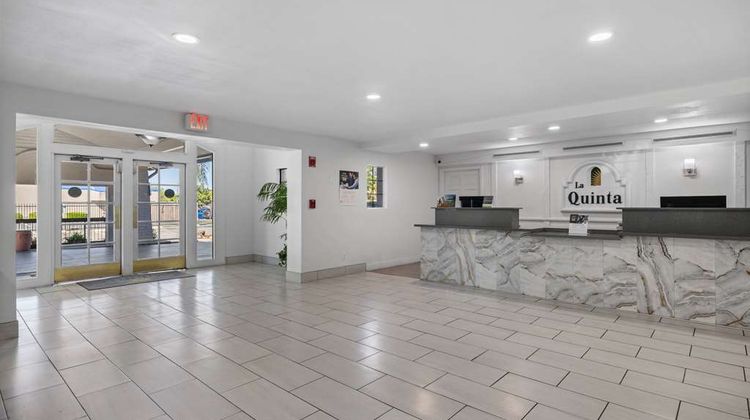 La Quinta Inn Stockton Lobby