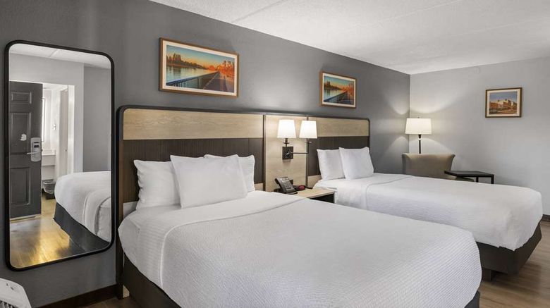 <b>La Quinta Inn Stockton Room</b>. Images powered by <a href="https://iceportal.shijigroup.com/" title="IcePortal" target="_blank">IcePortal</a>.