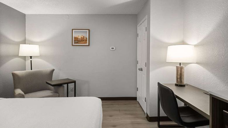 <b>La Quinta Inn Stockton Room</b>. Images powered by <a href="https://iceportal.shijigroup.com/" title="IcePortal" target="_blank">IcePortal</a>.