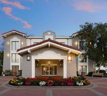 La Quinta Inn Pittsburgh Airport Exterior