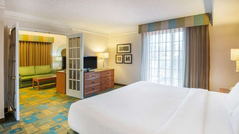 <b>La Quinta Inn Colorado Springs Suite</b>. Images powered by <a href="https://iceportal.shijigroup.com/" title="IcePortal" target="_blank">IcePortal</a>.