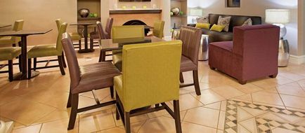 La Quinta Inn Denver Golden Lobby