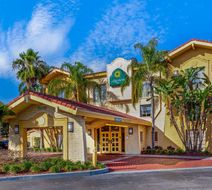 La Quinta St Petersburg-Clearwater Exterior