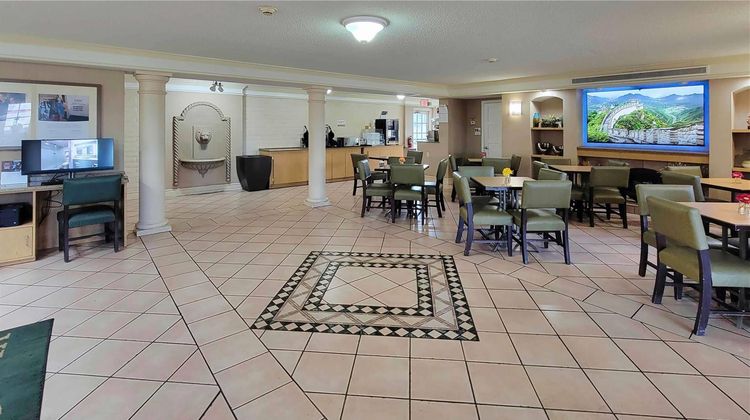 Travelodge Amarillo West Medical Center Lobby