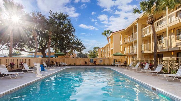 La Quinta Inn Orlando Airport West Pool