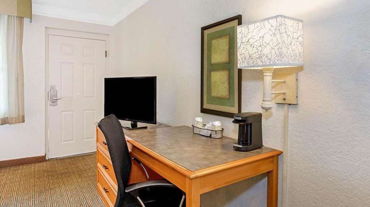 La Quinta Inn Orlando Airport West Room