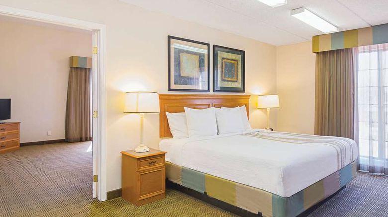<b>La Quinta Inn Denver Northglenn Suite</b>. Images powered by <a href="https://iceportal.shijigroup.com/" title="IcePortal" target="_blank">IcePortal</a>.