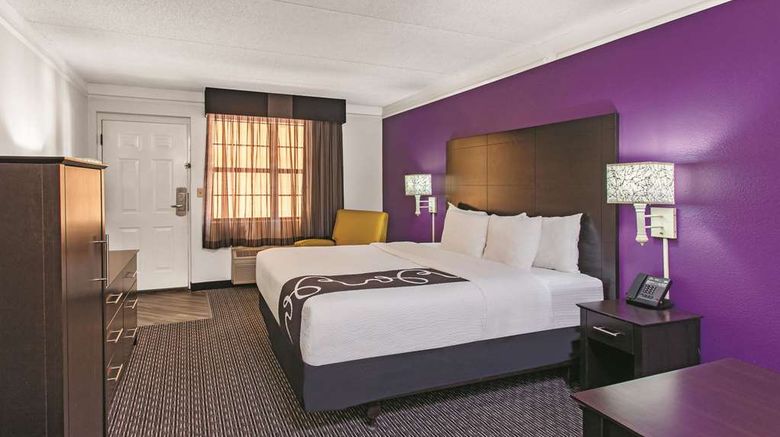 <b>La Quinta Inn Fresno Yosemite Room</b>. Images powered by <a href="https://iceportal.shijigroup.com/" title="IcePortal" target="_blank">IcePortal</a>.