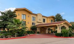 Super 8 by Wyndham The Woodlands North