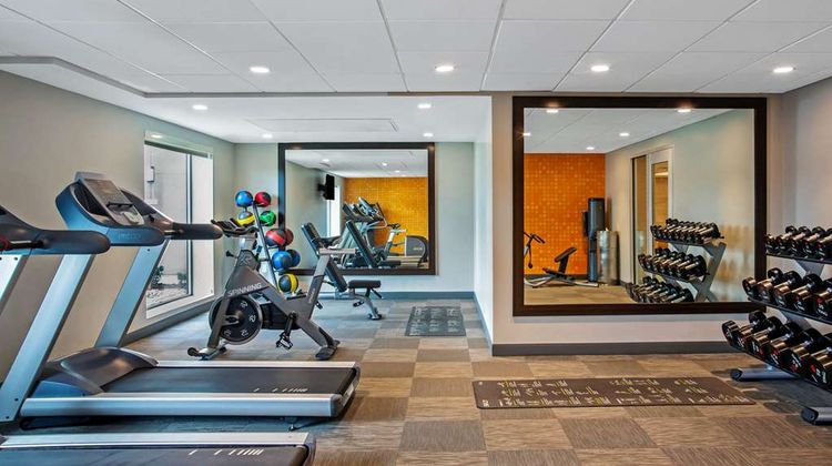 La Quinta Inn & Suites by Wyndham Health