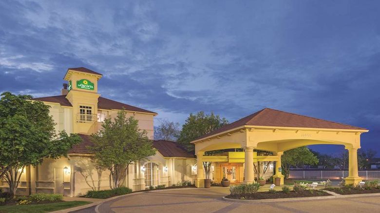 <b>La Quinta Inn & Stes St Louis Westport Exterior</b>. Images powered by <a href="https://iceportal.shijigroup.com/" title="IcePortal" target="_blank">IcePortal</a>.