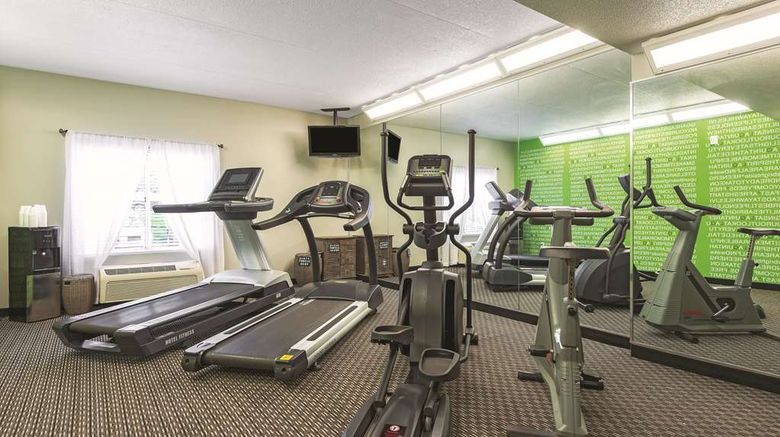 <b>La Quinta Inn & Stes St Louis Westport Health</b>. Images powered by <a href="https://iceportal.shijigroup.com/" title="IcePortal" target="_blank">IcePortal</a>.