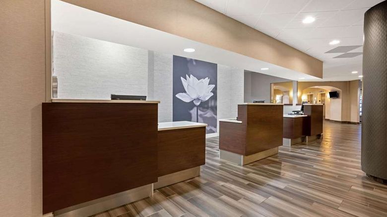 <b>La Quinta Inn & Suites Tacoma - Seattle Lobby</b>. Images powered by <a href="https://iceportal.shijigroup.com/" title="IcePortal" target="_blank">IcePortal</a>.