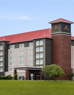 La Quinta Inn & Stes-Dallas Arlington N
