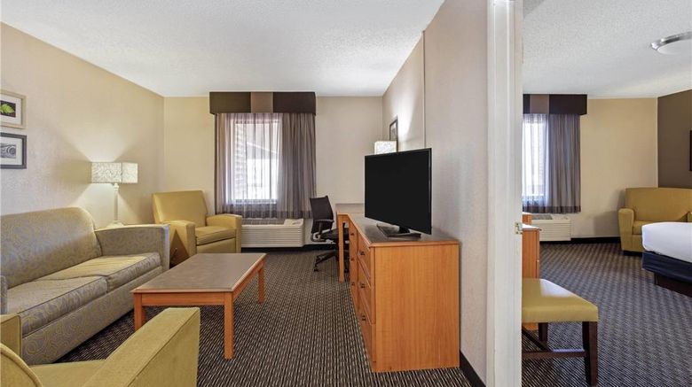 <b>La Quinta Inn Tucson East Suite</b>. Images powered by <a href="https://iceportal.shijigroup.com/" title="IcePortal" target="_blank">IcePortal</a>.