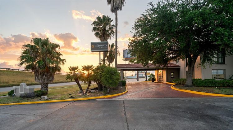 La Quinta Inn Corpus Christi North Exterior