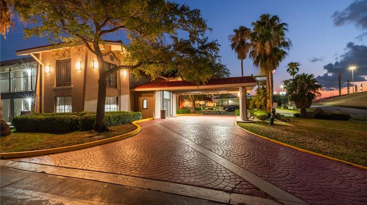 La Quinta Inn Corpus Christi North Exterior