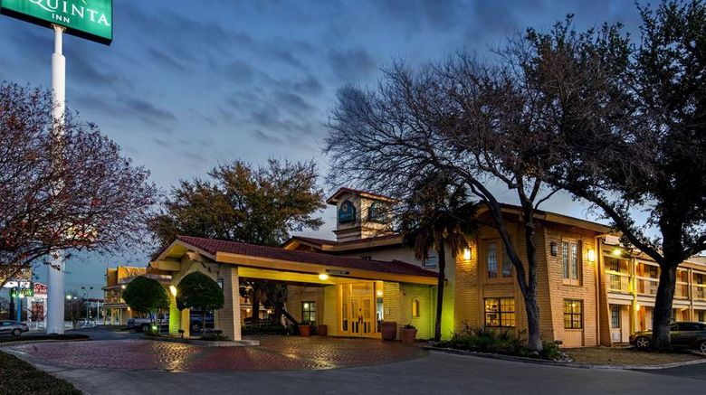 <b>La Quinta Inn San Antonio Vance Jackson Exterior</b>. Images powered by <a href="https://iceportal.shijigroup.com/" title="IcePortal" target="_blank">IcePortal</a>.