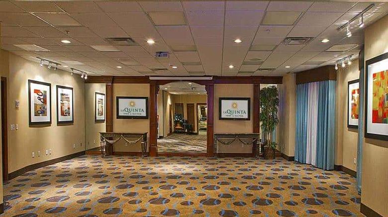 <b>La Quinta Inn & Suites Quail Springs Meeting</b>. Images powered by <a href="https://iceportal.shijigroup.com/" title="IcePortal" target="_blank">IcePortal</a>.
