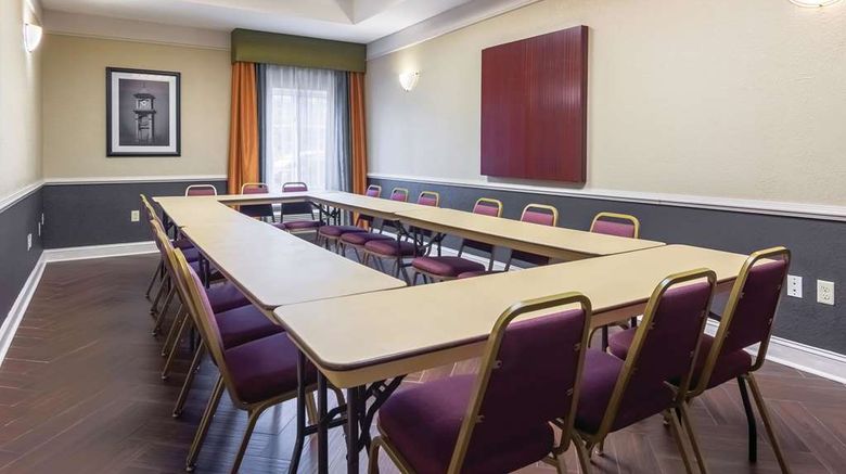 <b>La Quinta Inn/Stes by Wyndham Prattville Meeting</b>. Images powered by <a href="https://iceportal.shijigroup.com/" title="IcePortal" target="_blank">IcePortal</a>.
