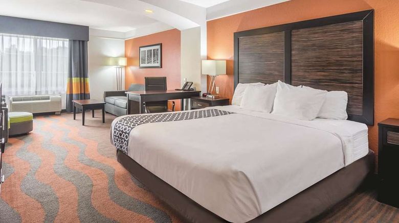 <b>La Quinta Inn/Stes by Wyndham Prattville Room</b>. Images powered by <a href="https://iceportal.shijigroup.com/" title="IcePortal" target="_blank">IcePortal</a>.