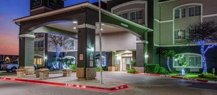 La Quinta Inn & Suites Laredo Airport Exterior