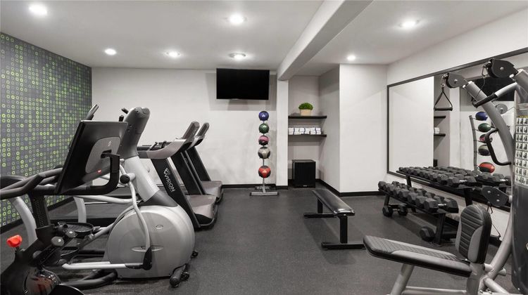 La Quinta Inn & Suites Laredo Airport Health