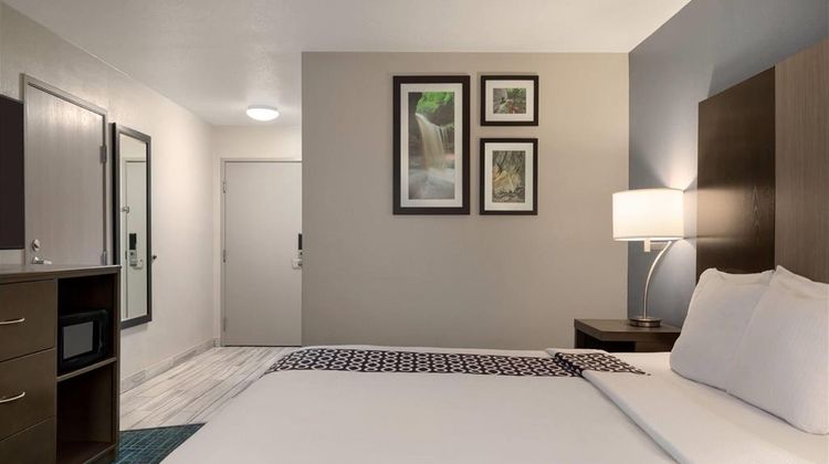La Quinta Inn Peru Room