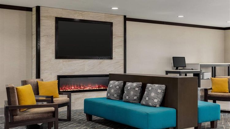 La Quinta Inn Peru Lobby