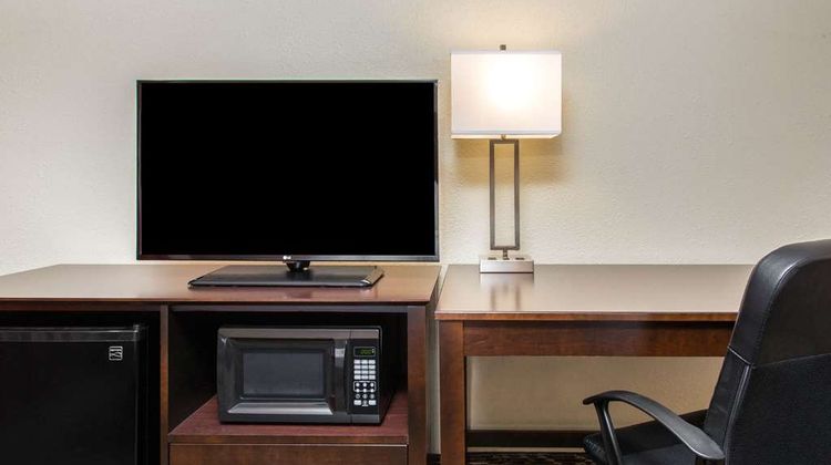La Quinta Inn Clearwater Central Room
