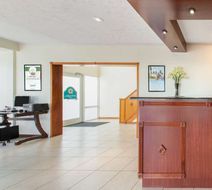 La Quinta Inn Clearwater Central Lobby