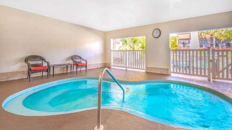 La Quinta Inn Clearwater Central Pool