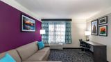 La Quinta Inn & Suites Albany Suite