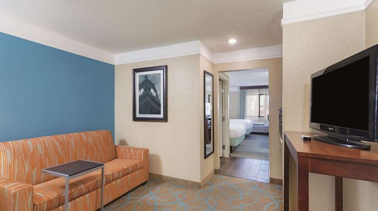 La Quinta Inn & Suites Elizabethtown Room