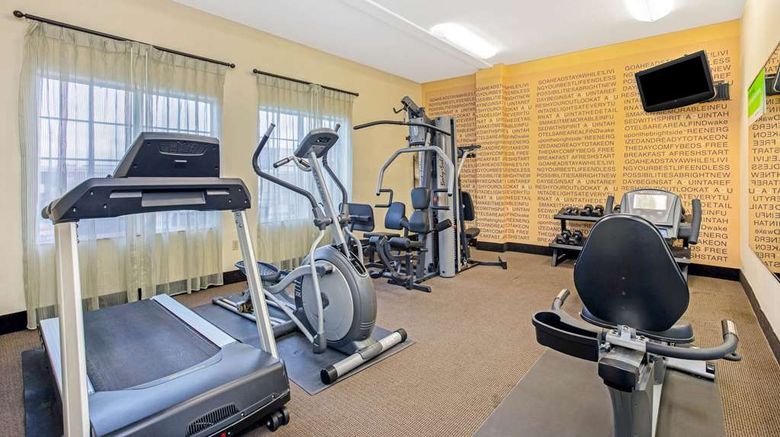 <b>La Quinta Inn & Suites Airport Health</b>. Images powered by <a href="https://iceportal.shijigroup.com/" title="IcePortal" target="_blank">IcePortal</a>.