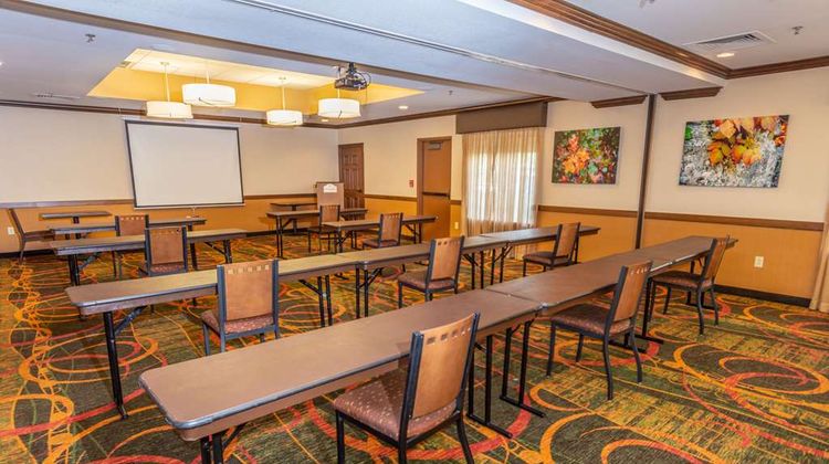 La Quinta Inn & Suites Bentonville Meeting