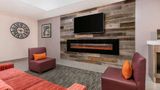 La Quinta Inn & Suites Fredericksburg Lobby