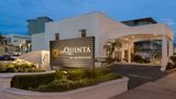 La Quinta Inn & Suites Daytona Beach Exterior
