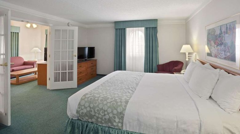 <b>La Quinta Inn Omaha West Suite</b>. Images powered by <a href="https://iceportal.shijigroup.com/" title="IcePortal" target="_blank">IcePortal</a>.