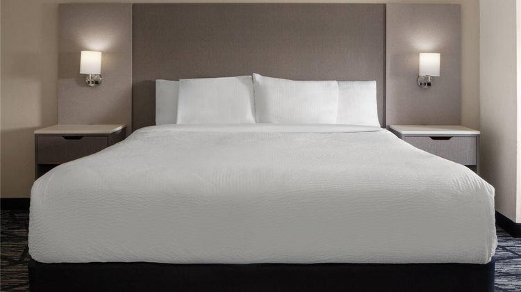 La Quinta Inn Omaha West Suite