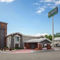 La Quinta Inn Omaha West