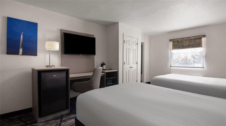 La Quinta Inn Omaha West Room