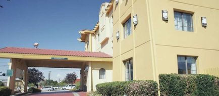 La Quinta Inn Albuquerque Airport Exterior