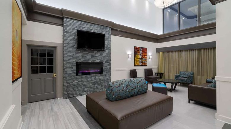 <b>Wingate by Wyndham Memphis Lobby</b>. Images powered by <a href="https://iceportal.shijigroup.com/" title="IcePortal" target="_blank">IcePortal</a>.