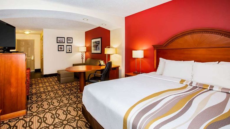 <b>La Quinta Inn & Suites North Platte Suite</b>. Images powered by <a href="https://iceportal.shijigroup.com/" title="IcePortal" target="_blank">IcePortal</a>.